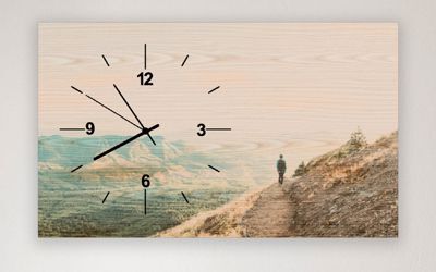 Orologi in legno a parete personalizzati